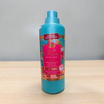 Парфумований концентрований кондиціонер для прання Tesori d'Oriente Ayurveda (Амла та пачулі) об'ємом 760 мл 001641 фото